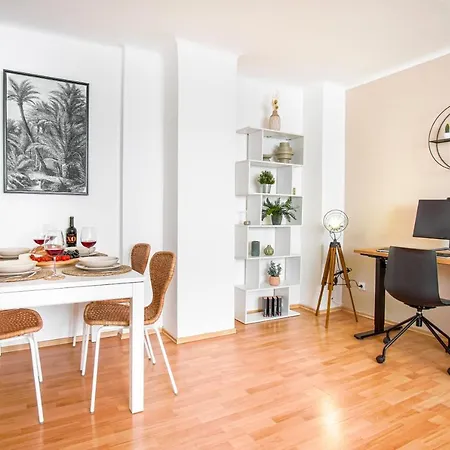 Modern~5*location~home Office~netflix~free Parking Apartment *